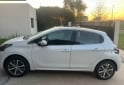 Autos - Peugeot 208 2017 Nafta 160000Km - En Venta