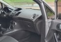 Autos - Ford Fiesta kinetic SE 2015 Nafta 80000Km - En Venta