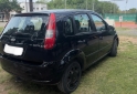 Autos - Ford Fiesta ambiente 2006 Nafta 169800Km - En Venta