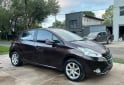 Autos - Peugeot 208 2015 Nafta 140000Km - En Venta