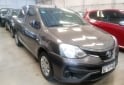Autos - Toyota Etios 2022 Nafta 124000Km - En Venta