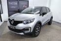 Autos - Renault Captur intens 2018 Nafta 147000Km - En Venta