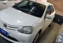 Autos - Toyota Etios 2015 Nafta 189000Km - En Venta