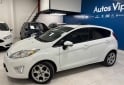 Autos - Ford FIESTA KD TITANIUM 2012 Nafta 77000Km - En Venta