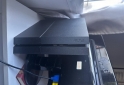 Electr�nica - PS4 Slim con 3 joysticks y 4 juegos - En Venta