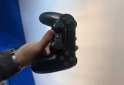 Electr�nica - PS4 Slim con 3 joysticks y 4 juegos - En Venta