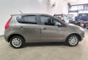 Autos - Fiat Palio attracttive 2014 Nafta 110000Km - En Venta
