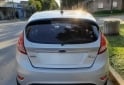 Autos - Ford Fiesta Kinetic Titanium 2011 Nafta 150000Km - En Venta