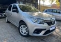 Autos - Renault Logan Life 2024 GNC 119000Km - En Venta