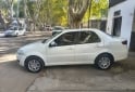 Autos - Fiat Siena ex 2014 GNC 141000Km - En Venta