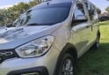 Utilitarios - Renault KANGOO STEPWAY 2024 Nafta 29000Km - En Venta