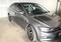 Autos - Volkswagen Virtus highline 2022 Nafta 60000Km - En Venta