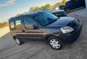 Utilitarios - Peugeot Partnert 2011 GNC 280000Km - En Venta