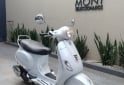 Motos - Vespa VXL 150 2023 Nafta 2600Km - En Venta