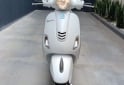 Motos - Vespa VXL 150 2023 Nafta 2600Km - En Venta