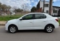Autos - Renault Logan Privilege Plus 2013 Nafta 200000Km - En Venta