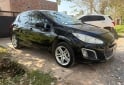 Autos - Peugeot 308 feline 2013 Diesel 140000Km - En Venta
