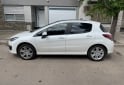 Autos - Peugeot 308 AllurePack 2021 Diesel 98000Km - En Venta