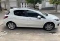 Autos - Peugeot 308 AllurePack 2021 Diesel 98000Km - En Venta