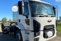 Camiones y Grúas - 🚛 FORD CARGO 1722 2015 – IMPECABLE + CABINA DORMITORIO - En Venta