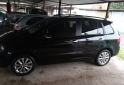 Autos - Volkswagen Suran (pocos KLM) 2011 Nafta 50500Km - En Venta