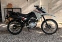 Motos - Honda Honda XR150cc 2025 Nafta 2360Km - En Venta