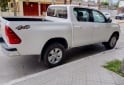 Camionetas - Toyota Hilux srv 2019 Diesel 160000Km - En Venta