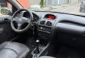 Autos - Peugeot 206 2004 Nafta 111111Km - En Venta