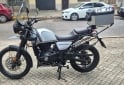 Motos - Royal Enfield Himalayan 2022 Nafta 5500Km - En Venta