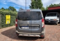 Utilitarios - Renault Kangoo stepway 2022 Diesel 110000Km - En Venta