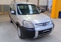 Utilitarios - Peugeot Partner Patagonica HDI 2010 Diesel 220000Km - En Venta