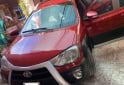 Autos - Toyota Etios Cross 2014 Nafta 137000Km - En Venta
