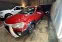 Autos - Toyota Etios Cross 2014 Nafta 137000Km - En Venta