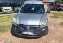 Utilitarios - Renault Kangoo 5as 2 p/lateral 2017 Nafta 190000Km - En Venta