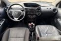 Autos - Toyota Etios 2015 Nafta 170000Km - En Venta