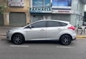 Autos - Ford Focus Titanium 2015 Nafta 85379Km - En Venta