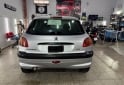 Autos - Peugeot 206 2010 Nafta 180000Km - En Venta