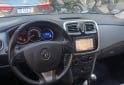 Autos - Renault LOGAN PRIVILEGE 2017 Nafta 75000Km - En Venta