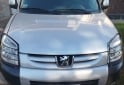 Utilitarios - Peugeot Partner patagonica 2011 Diesel 237000Km - En Venta