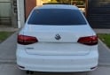 Autos - Volkswagen Vento Highline 2018 Nafta 106000Km - En Venta