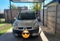 Utilitarios - Renault Kangoo 2011 Nafta 200000Km - En Venta