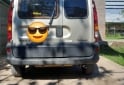 Utilitarios - Renault Kangoo 2011 Nafta 200000Km - En Venta