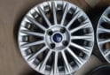 Accesorios para Autos - Llantas 16" Ford Fiesta Kinetic Impecables $480.000 las 4. NO BAJO PRECIO - En Venta