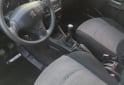 Autos - Peugeot 206 2003 Nafta 250000Km - En Venta