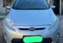 Autos - Ford Fiesta kinetick titanium 2012 Nafta 200000Km - En Venta