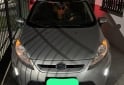 Autos - Ford Fiesta kinetick titanium 2012 Nafta 200000Km - En Venta
