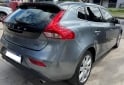 Autos - Volvo V40- inscription 2017 Nafta 122000Km - En Venta