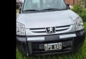 Utilitarios - Peugeot PARTNER PRESSENCE AA 1,4 2015 Nafta 137000Km - En Venta