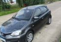 Autos - Toyota Etios 2021 Nafta 80000Km - En Venta
