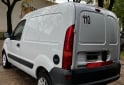 Utilitarios - Renault Kangoo 2012 Nafta 241000Km - En Venta